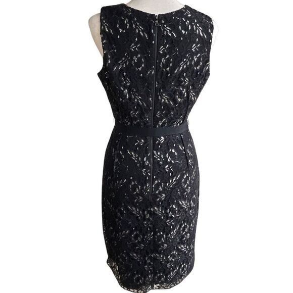 TAHARI Navy Blue Lace w/ Metallic accented Dress w/ matching tie belt - Picture 6 of 7